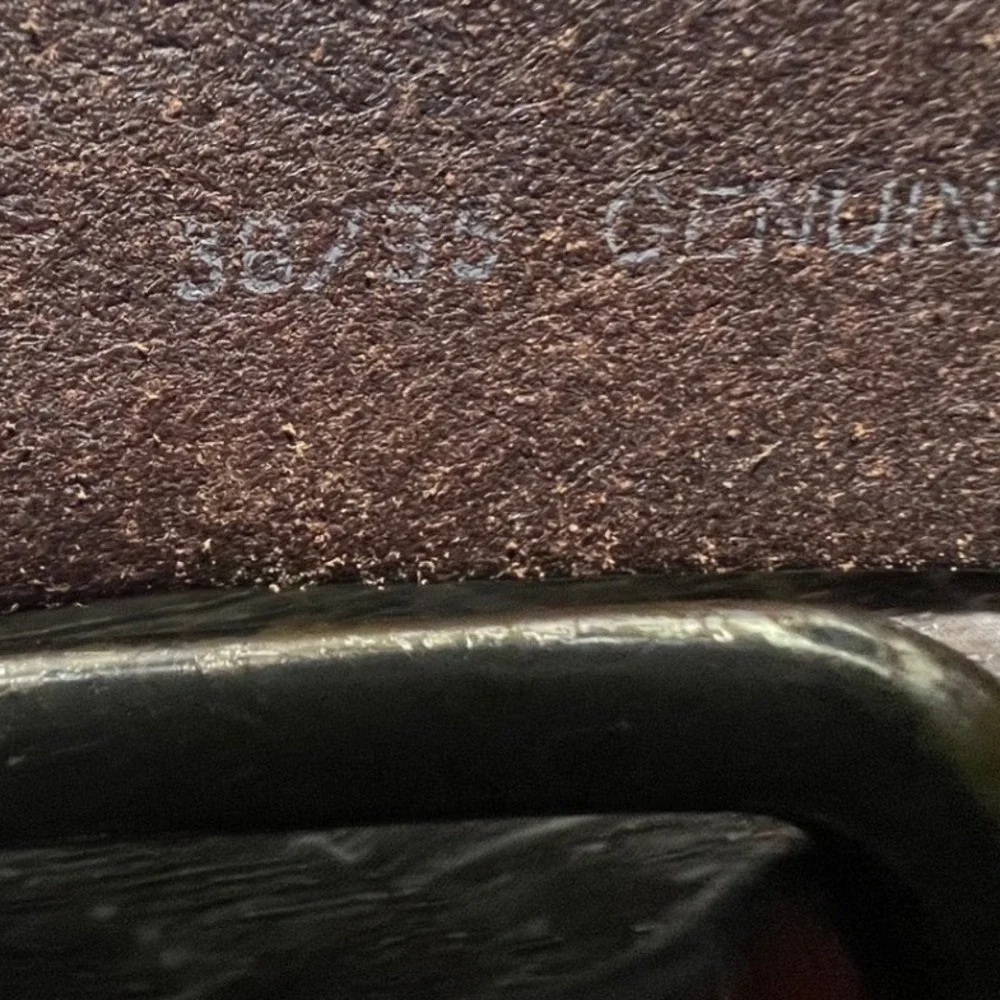 Levi's Belt Men 36/95 Brown Genuine Leather Distressed Rugged Workwear 11LV02F5